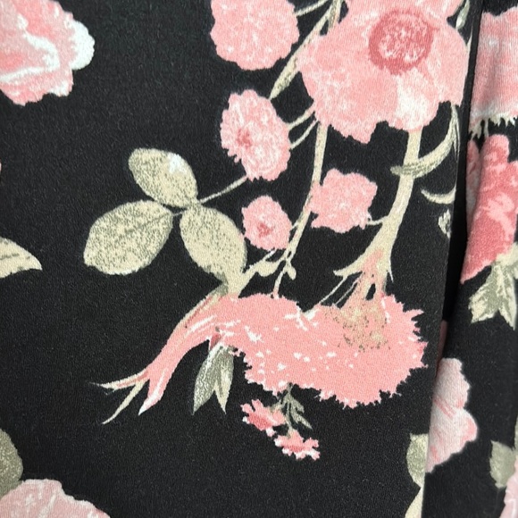 Women’s Plus Size Falls Creek Black Pink Floral Print Leggings, 3X - Picture 2 of 3